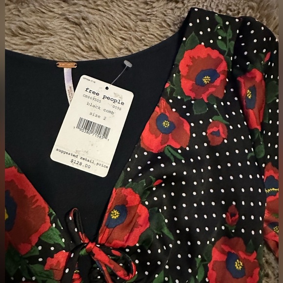 FREE PEOPLE DRESS NWT SIZE 2 / XS - Picture 10 of 14